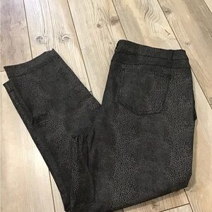 🛍️ CONTRAST Brand Pants NWOT